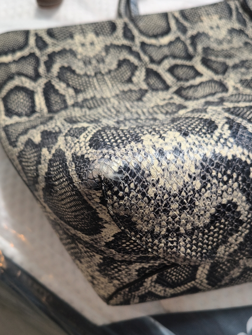 Kurt Geiger Black & Cream Snake-Print Tote - Picture 4 of 9